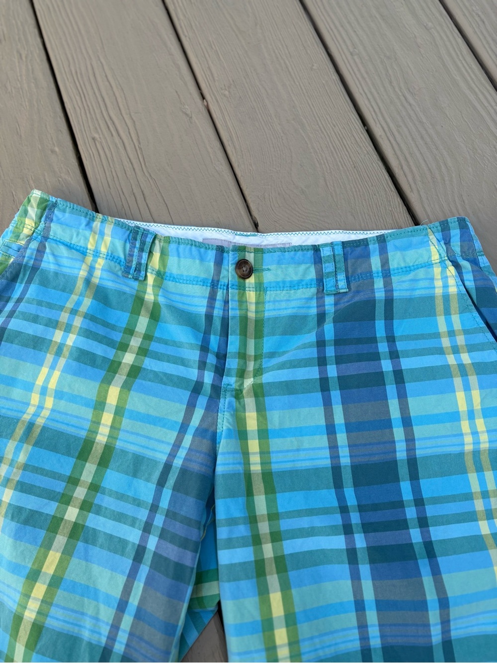 OLD NAVY Blue and Green Plaid Low-Rise Bermuda Shorts, Size: 10 - Picture 3 of 7